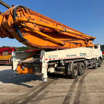 大きく具体的な構造のためのディーゼル具体的なポンプ トラック300 KW Putzmeister M56 5