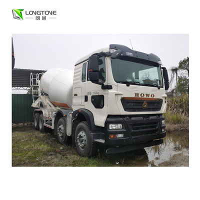 使用されるよい状態のSinotruk 10 CBMのトラックミキサのトラック